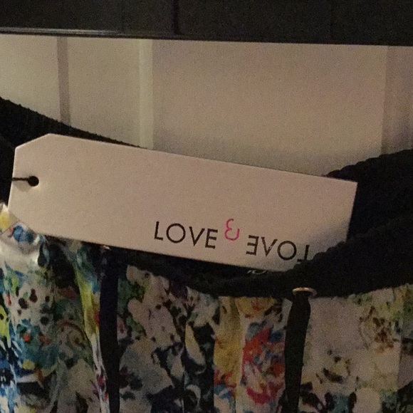 Shorts - Picture 2 of 2